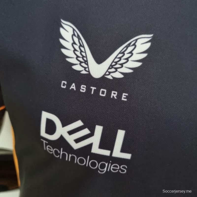 2022 فورمولا 1 2022 فورمولا 1؛ ماكلارين كرو برقبة عنق عنق
