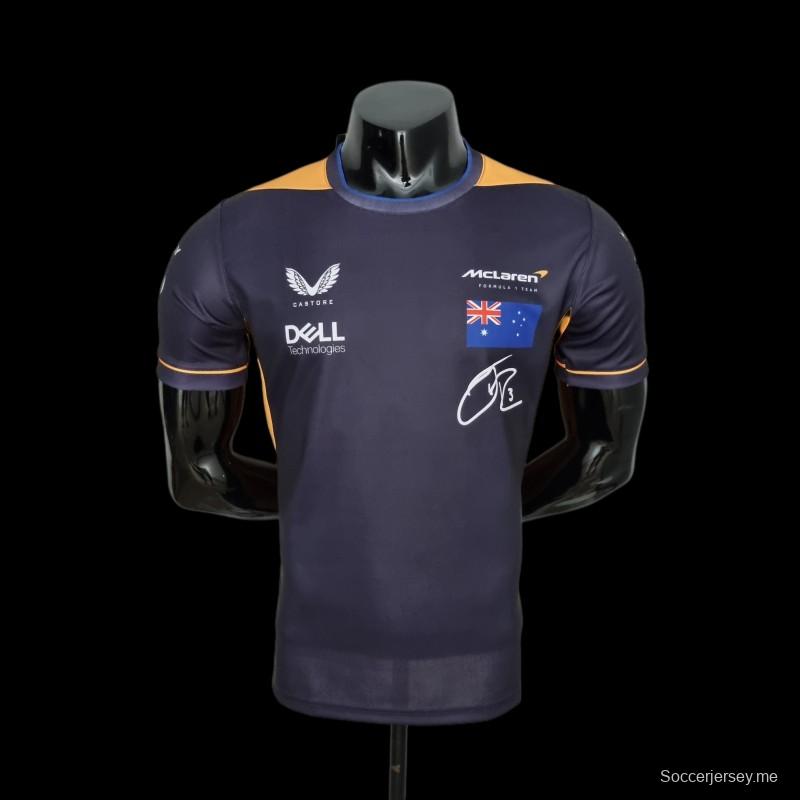 2022 فورمولا 1 2022 فورمولا 1؛ ماكلارين كرو برقبة عنق عنق
