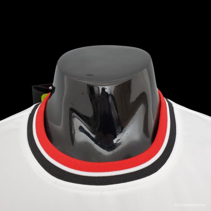 بدلة سباق فورمولا 1 فورمولا 1؛ مرسيدس بيضاء
