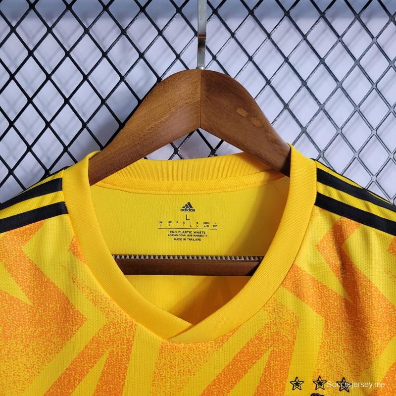 22/23 قميص بنفيكا لكرة القدم خارج الديار 22/23
