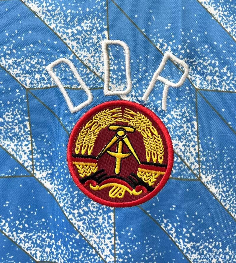 قميص كرة القدم الألماني الرجعية 1988 ريترو 1988 خارج الديار
