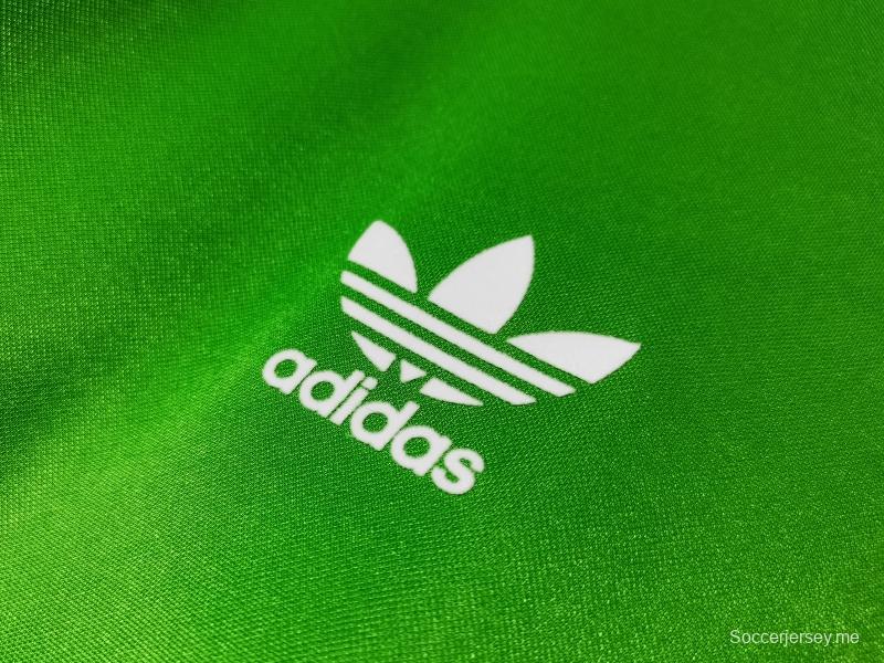 قميص أيرلندا القديم 1988/90 قميص أيرلندا القديم لكرة القدم المحلي
