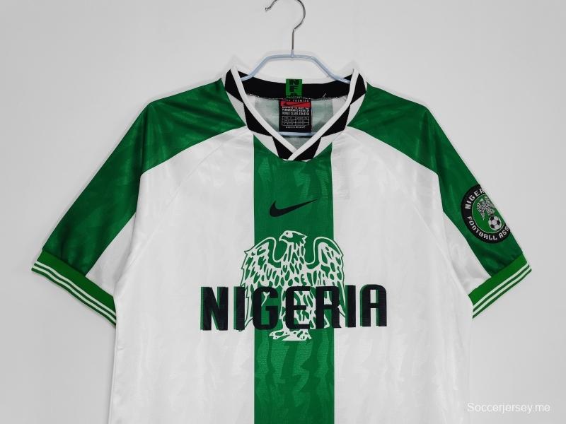 قميص كرة القدم النيجيري القديم 1996/98 خارج نيجيريا
