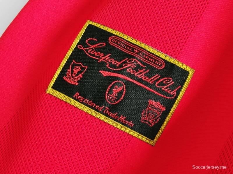 قميص كرة القدم الأساسي لليفربول 1995/96 ريترو 1995/96
