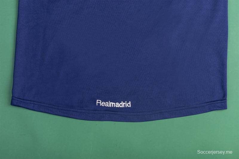 قميص كرة القدم RETRO 05/06 ريال مدريد خارج ملعبه
