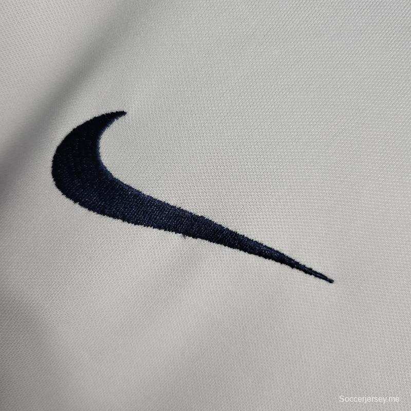 قميص منتخب الولايات المتحدة الأمريكية الرجعية 2019 لكرة القدم الأساسي
