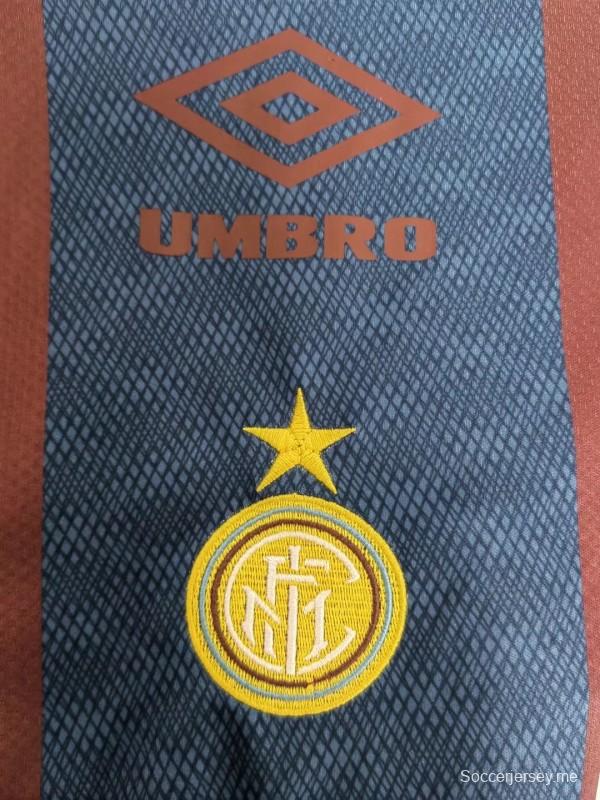 قميص تدريب انتر ميلان 94/95 ريترو 94/95 قميص تدريب انتر ميلان بلون النبيذ
