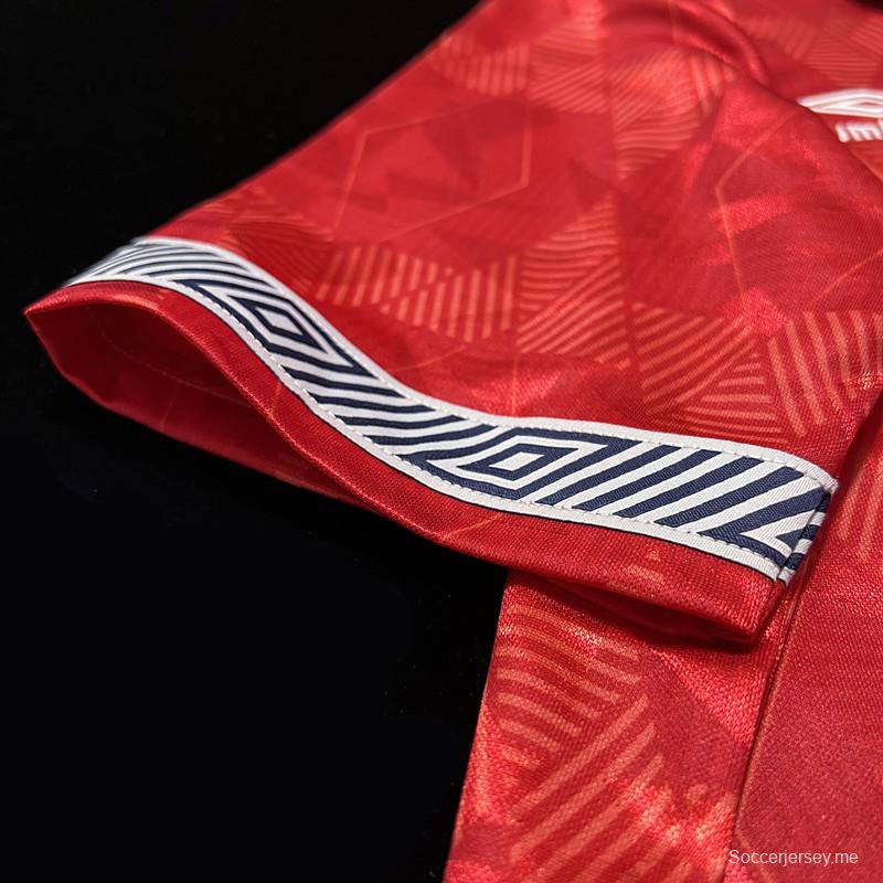 ريترو 1990 انجلترا 1990 أحمر
