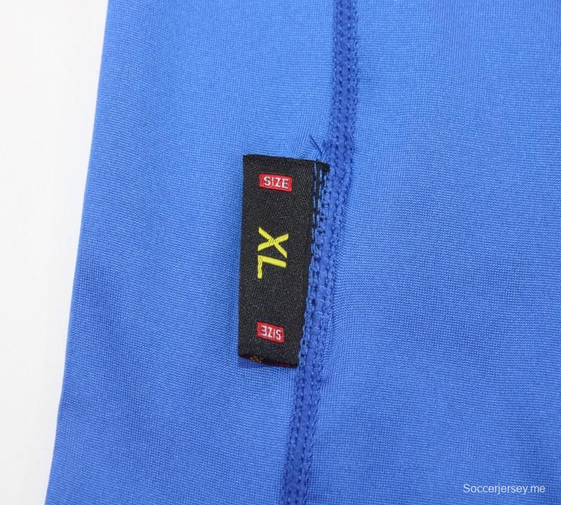 قميص ريترو 2000 الإيطالي بأكمام طويلة الأكمام
