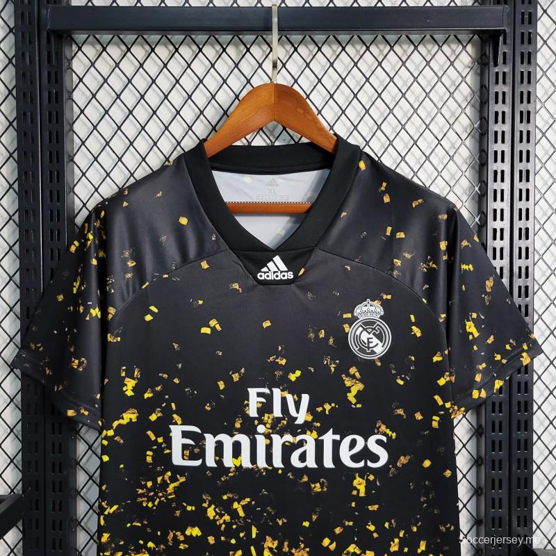 قميص ريال مدريد 20-21 ريترو 20-21 إصدار خاص باللون الذهبي الأسود
