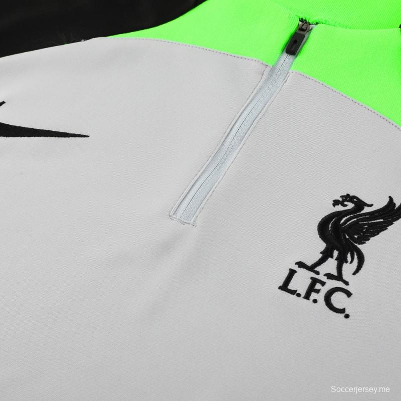 23/24 ليفربول ذهاباً وإياباً جاكيت + بنطلون بنصف سحاب + بنطلون

