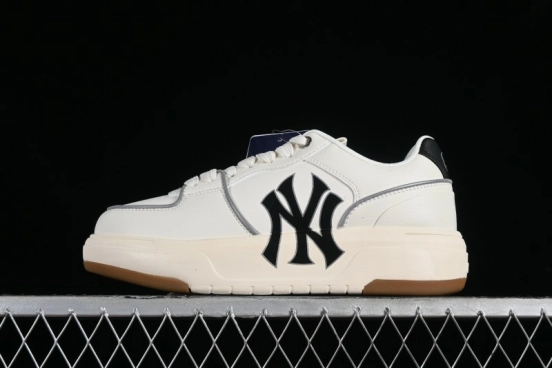 MLB Chunky Liner Basic New York Yankees Thick Sole Platform Sneakers with 6cm Height Increase - 3ASXCA12N50IVS