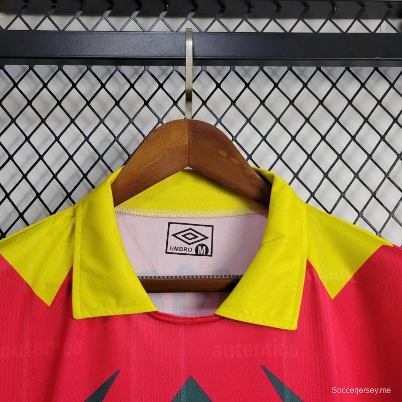 قميص أحمر قديم لحارس مرمى منتخب المكسيك في كأس العالم 1998
