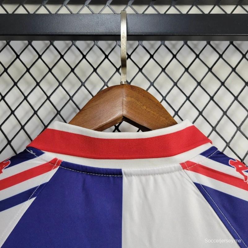 قميص قديم 97/98 أتلتيك بلباو خارج ملعبه
