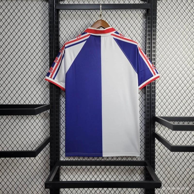 قميص قديم 97/98 أتلتيك بلباو خارج ملعبه
