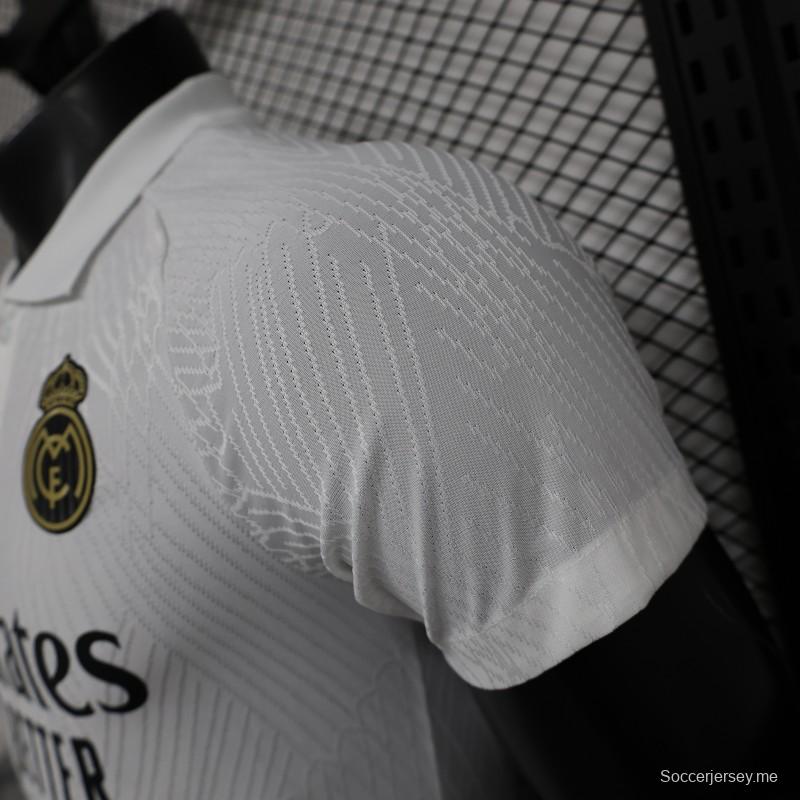 إصدار اللاعب 24/25 قميص ريال مدريد التنين الأبيض الخاص 24/25 ريال مدريد الخاص