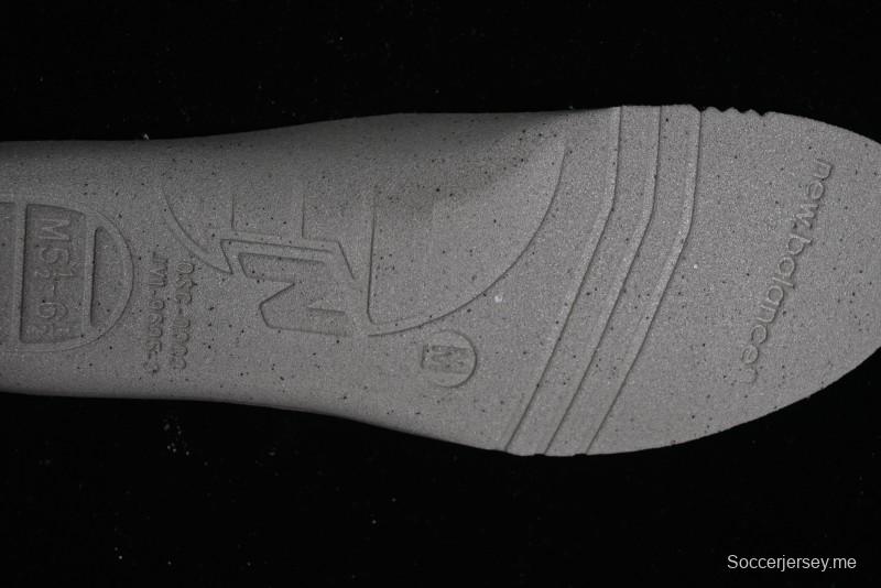 New Balance 1906 Series Retro Dad Style Casual Running Shoes - M1906RI