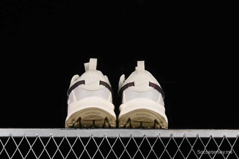 Nike TC 7900 Retro Dad Shoes with Reflective Swoosh and Cushioned Sole - DD9682-003