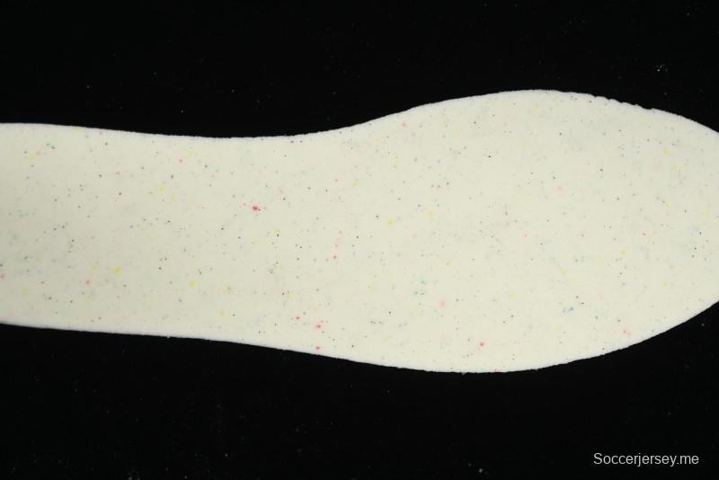 New Balance RC24 Series Retro Football-Inspired Casual Sneakers - URC42LB