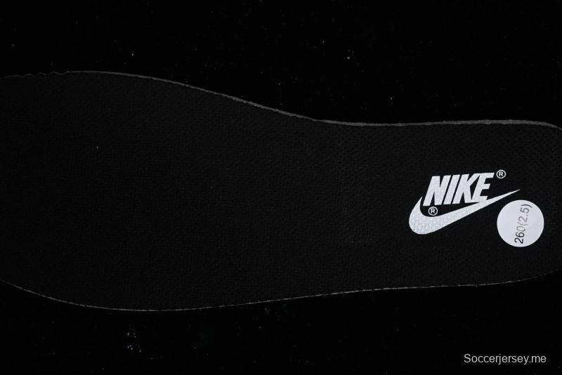 Nike Supreme x SB Dunk Low Panda Colorway Low-Top Casual Skate Shoes - RM2308-332