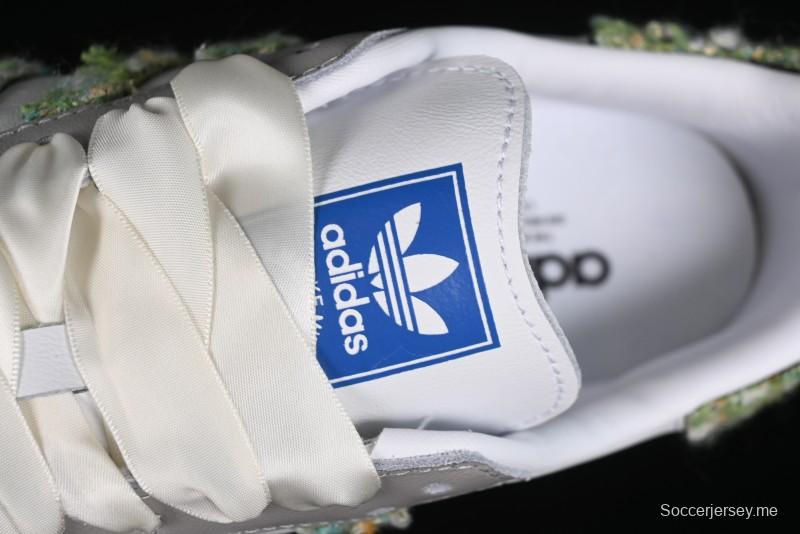 Adidas Originals Samba OG Low-Top Casual Sneakers with Panda Mischief Design - B75806