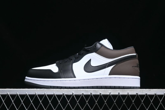 Nike Air Jordan 1 Low AJ1 Retro Casual Sneakers in Black/Brown - 553558-152