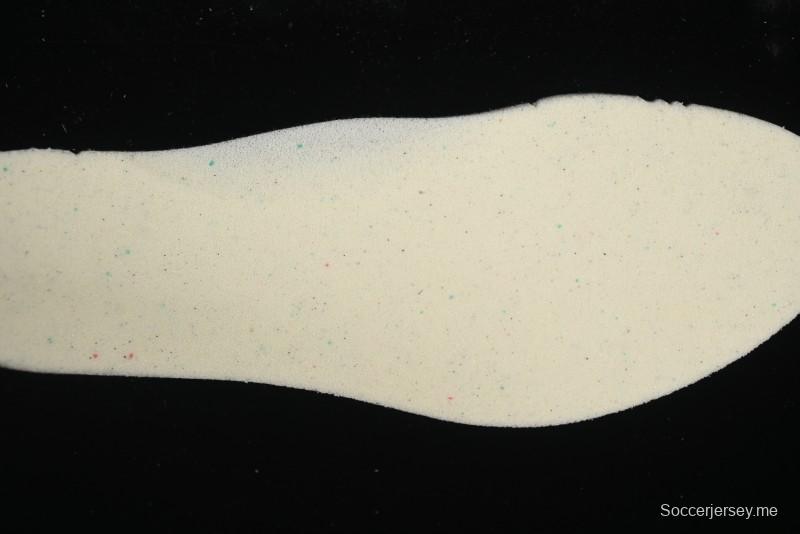 Salomon XT-Wings 2 All-Black Trail Running Sneakers - Sleek Performance and Style