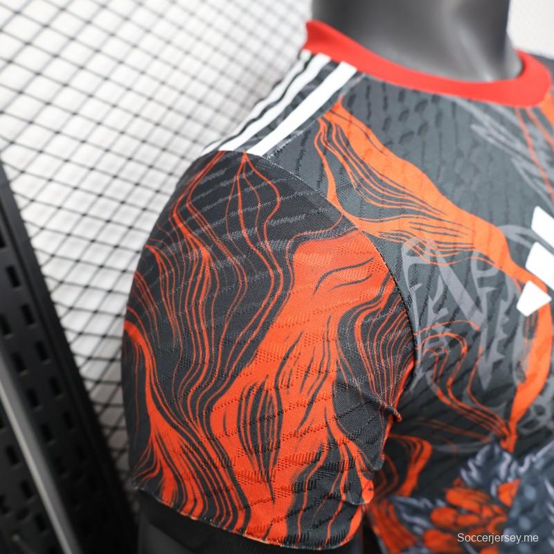 إصدار اللاعب 25/26 ريال مدريد أسود بتصميم التنين قميص ريال مدريد 25/26