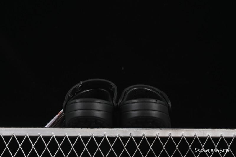 صندل كروكس كلاسيك كلوغ الشاطئي ثنائي الاتجاه ذو فتحات تهوية - B.D4