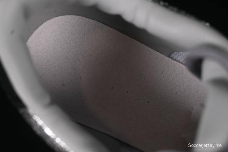 حذاء التدريب المنخفض JH9664 من أديداس أوريجينالز للتايكوندو JH9664 لارتداء مريح غير قابل للانزلاق