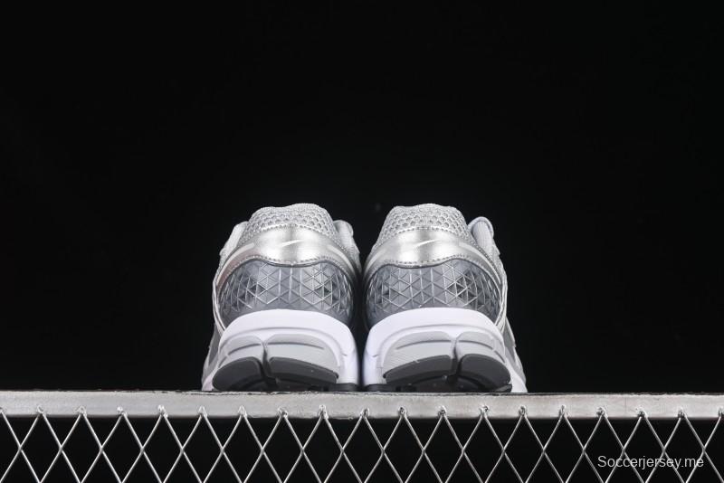 حذاء الجري الكلاسيكي الكاجوال الكلاسيكي من نايك زوم فوميرو 5 SP SP بنعل وسطي من إيفا - FJ4151-003