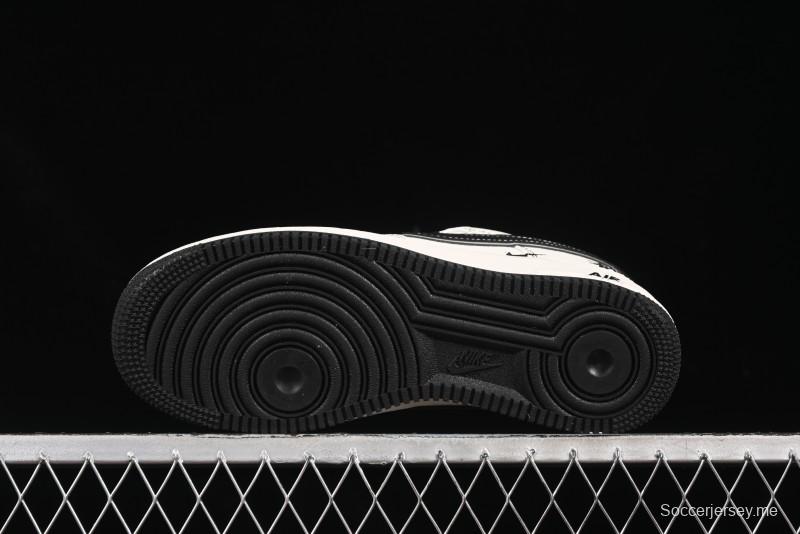 حذاء نايك اير فورس 1'07 منخفض من نايك ستاسي كولابوريشن ستاسي سنيكرز سوداء سووش كاجوال - HH7518-059