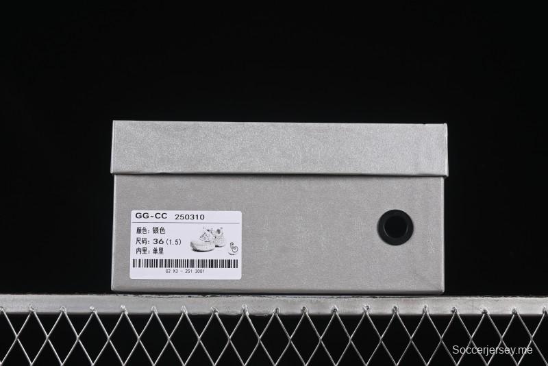 حذاء أبي كاجوال ذو سلسلة لؤلؤية من الدانتيل GG-CC - 250310 فضي