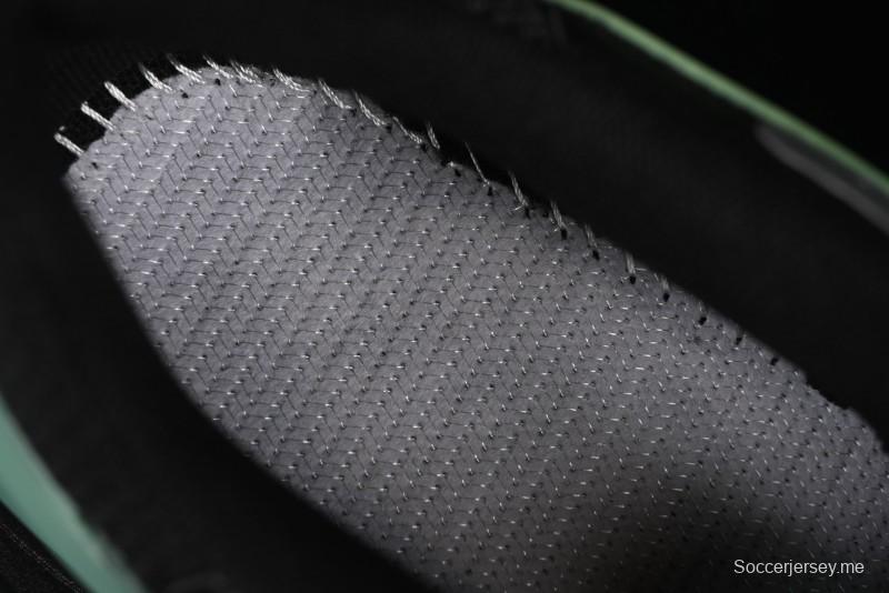 حذاء أديداس فينتو إكس إل جي إم تي دبليو كاجوال ريترو أبي - JQ6211