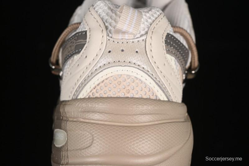 حذاء جري كاجوال ريترو كاجوال من سلسلة نيو بالانس 530 - MR530AA1