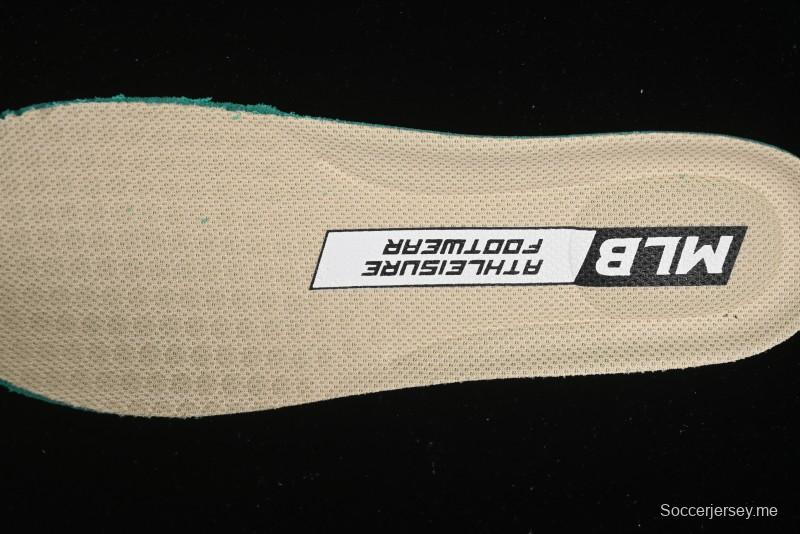 حذاء جري كاجوال ذو نعل سميك بنعل سميك بنمط منحني مكتنزة من نيويورك يانكيز MLB - 3ARNSPL5N50SAS