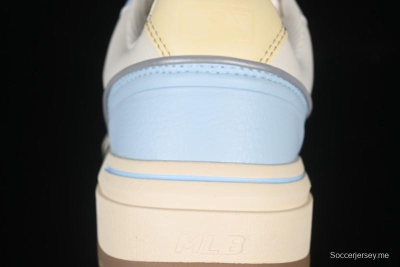 صنادل نيويورك يانكيز يانكيز ذات بطانة مكتنزة متوسطة من الدنيم بنقشة أحادية - 3ASXXCA12N50IVS