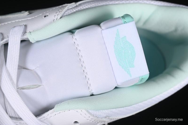 حذاء رياضي ريترو منخفض من نايك اير جوردان ليجاسي 312 بتصميم ثلاثي الأشرطة - FQ7827-103