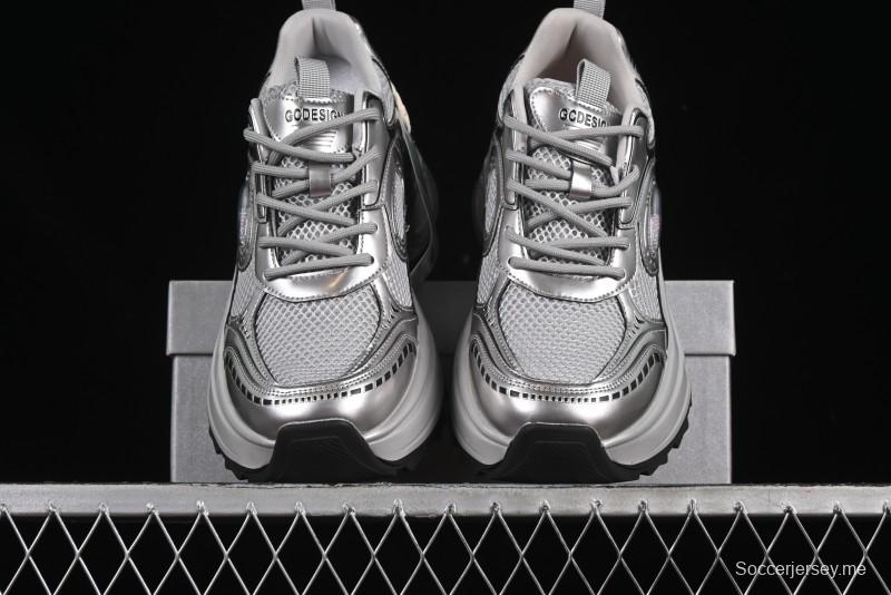 حذاء الجري الرياضي الكاجوال GG-CC بنعل هلالي ثلاثي الطبقات مع نعل رياضي ثلاثي الطبقات وارتفاع 5 سم - 668-1