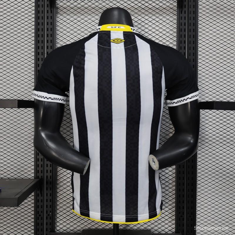 25/26 قميص سانتوس خارج الملعب