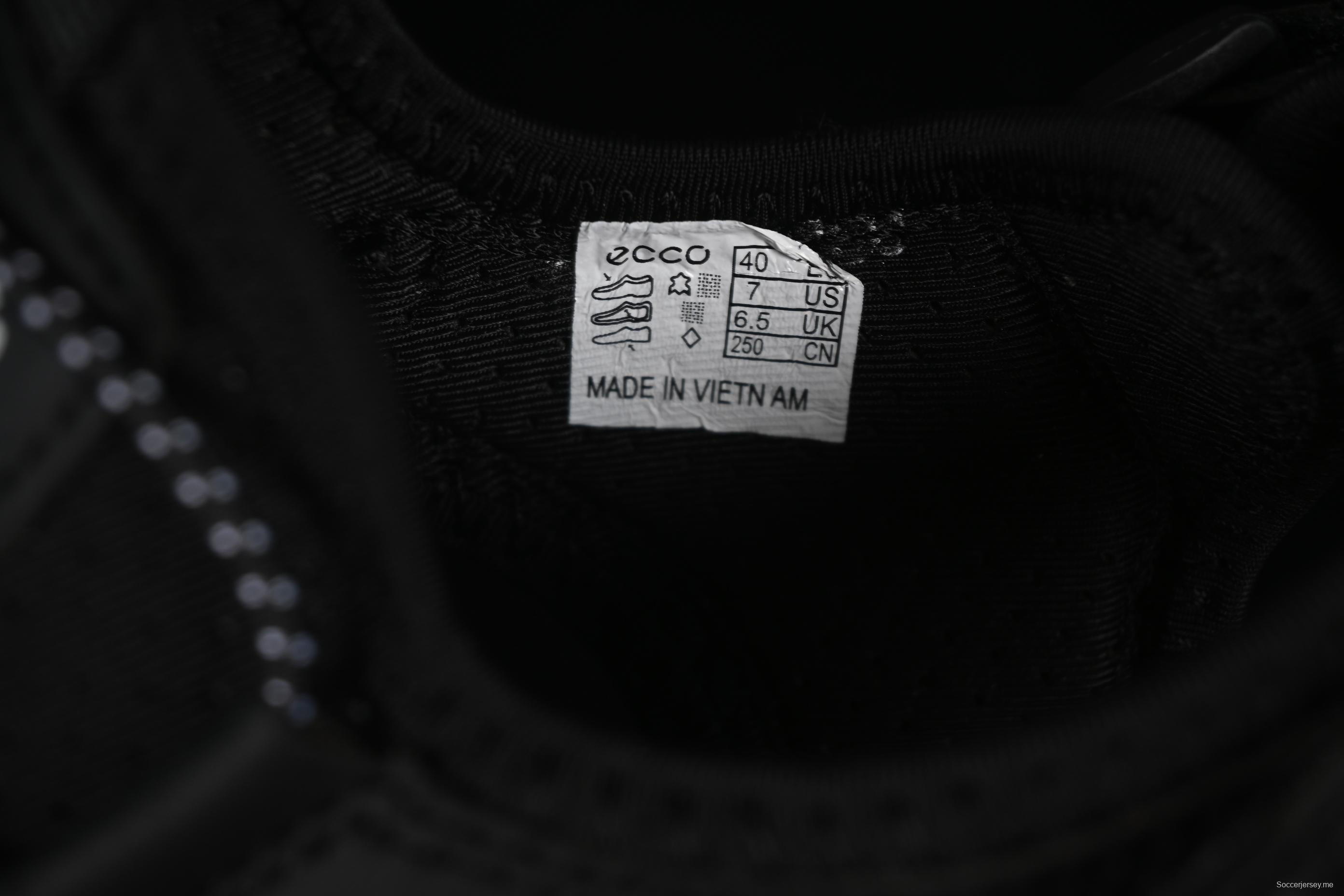 صندل رياضي ترفيهي خارجي من سلسلة إيكو أوف تريل الرياضية التي تغطي أصابع القدم - 68936801001