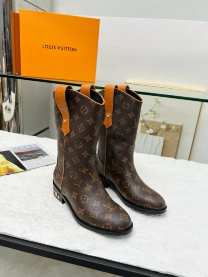 2024 Women Louis Vuitton Brown Monogram Leather Boots MJ00360