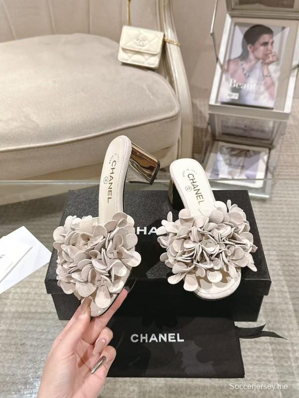 2025 Women Chanel Beige Leather Mules Floral B2032-2