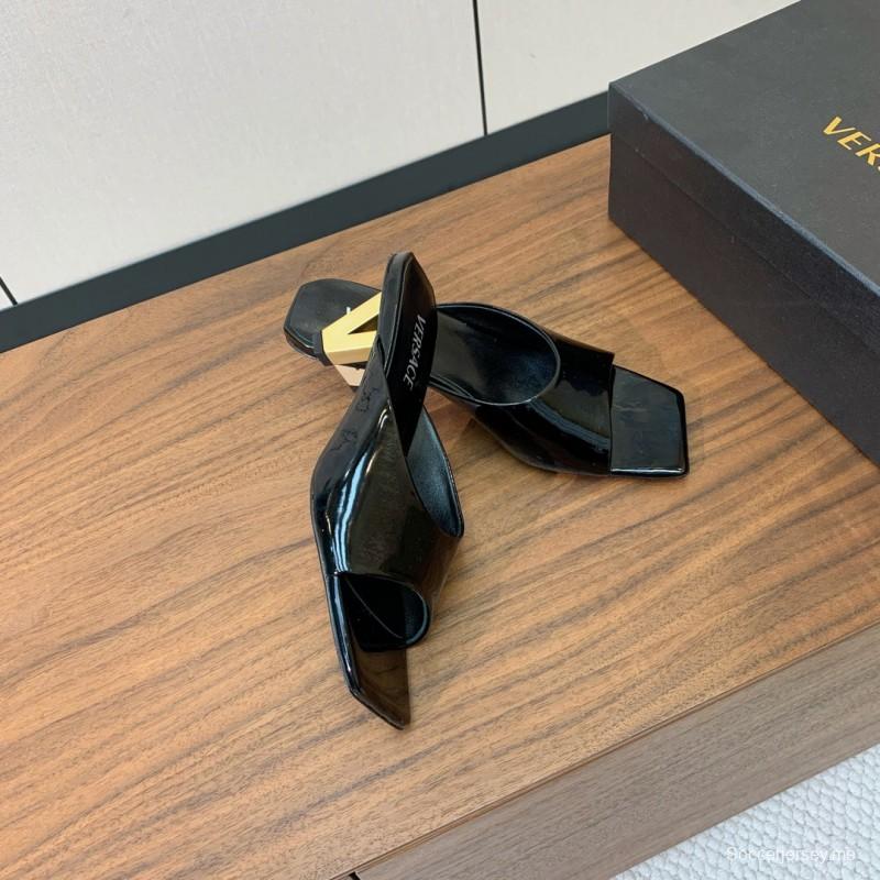 2025 Women VERSACE Black Patent Leather Slippers