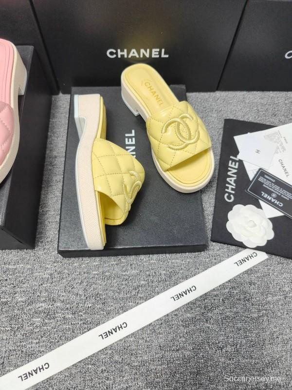 2025 Women Chanel Yellow Leather Slippers LY00250