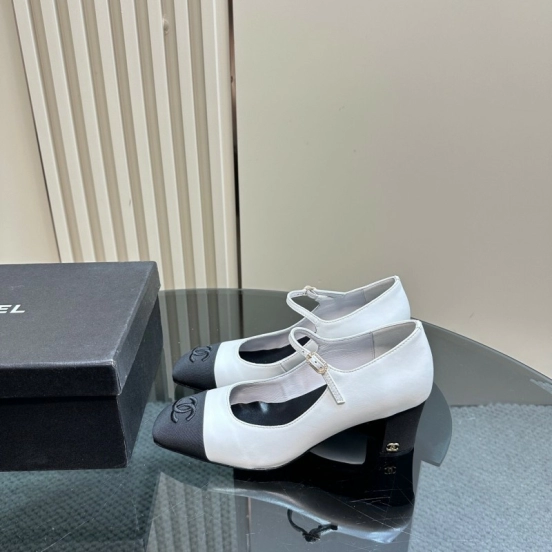 2025 Women Chanel White Black Leather Mary Jane Double Strap CC Logo KFY00290