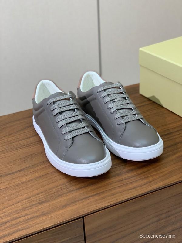 2025 Men Brunello Cucinelli Gray Leather Casual Sneakers Handmade Smooth Finish KFY00310 (M)