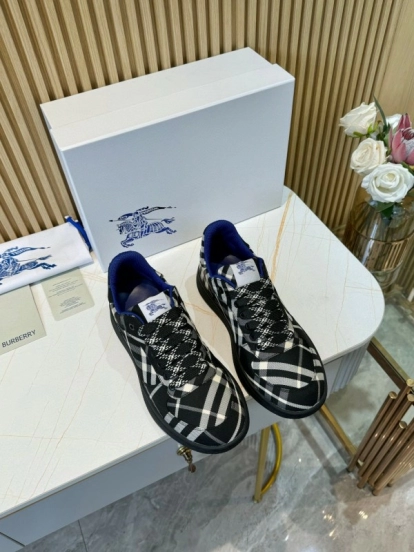 2024 Unisex Burberry Black White Classic Cotton Sneakers MJ00320