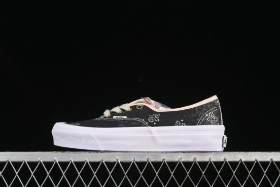 Vans Authentic 44 Slip-On Skate Shoes - VN000D5KESB