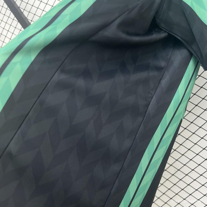 قميص ريال بيتيس 25/26 أخضر بخطوط عمودية سوداء